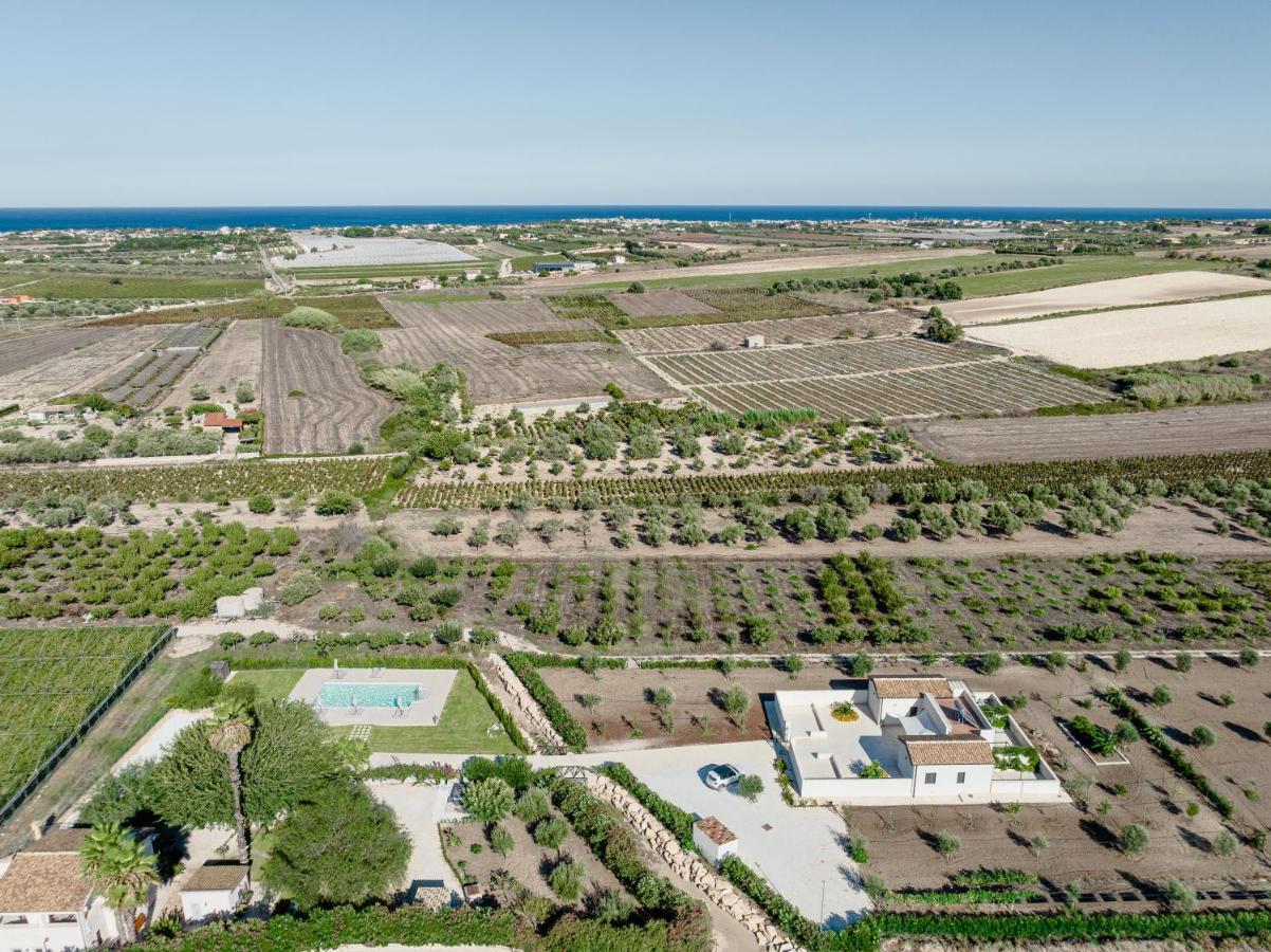 Baglio Il Gelso E L'Ulivo Appartamento Il Carrubo Reitani Extérieur photo